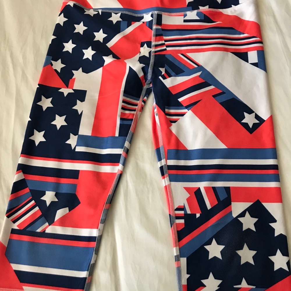 Fabletics Salar Capri Pants (Assorted Prints) View 6